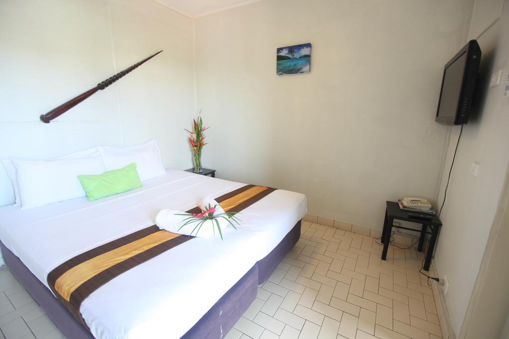 Coconut Palms Resort Vanuatu Port Vila Kültér fotó