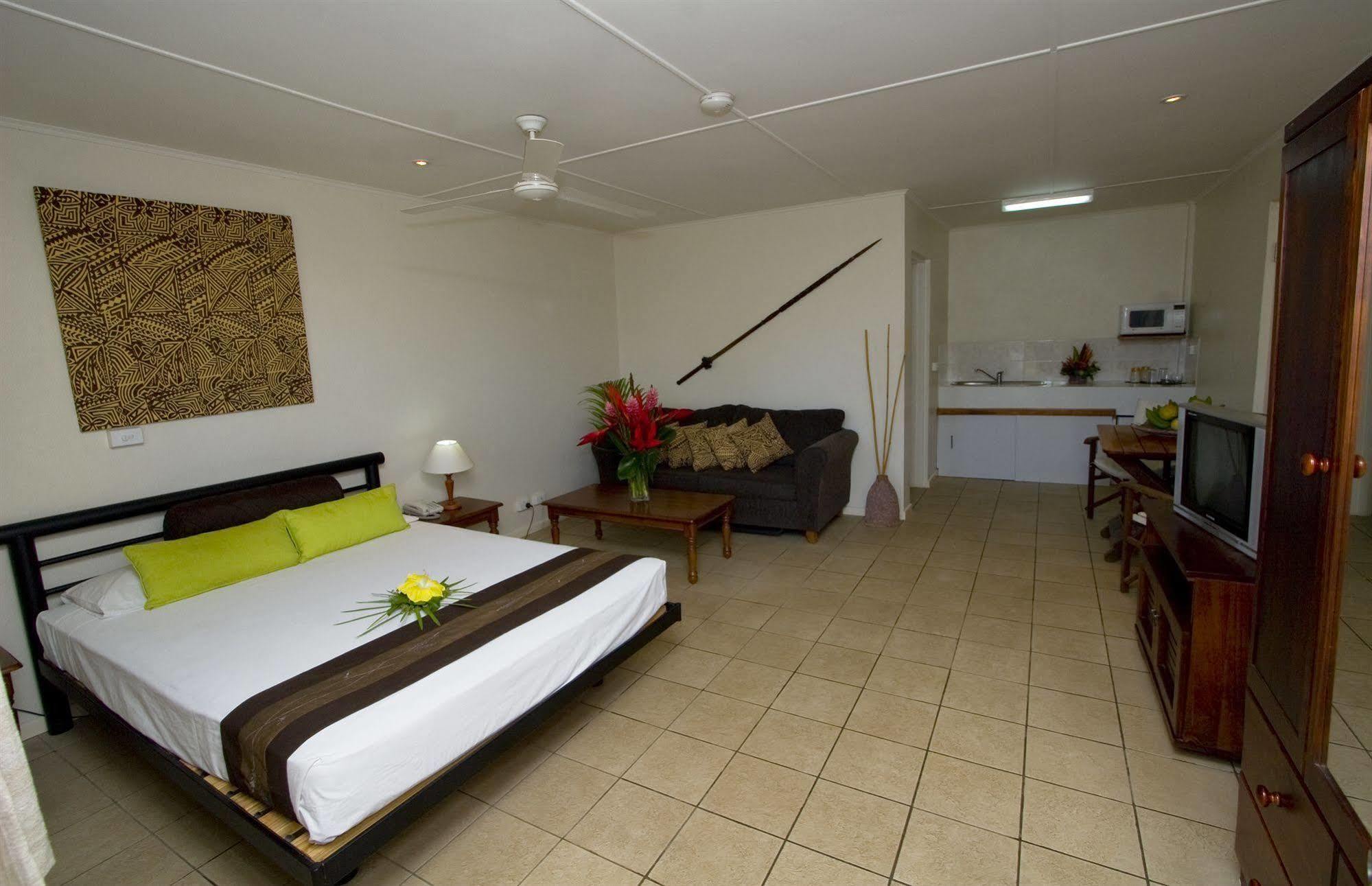 Coconut Palms Resort Vanuatu Port Vila Szoba fotó